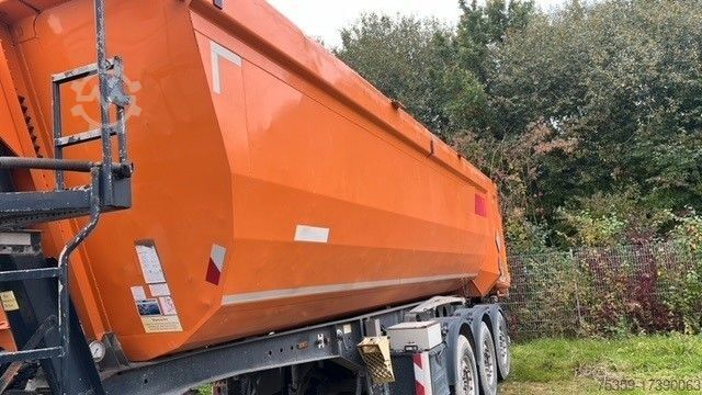 Полуприцеп-самосвал KEMPF 39A10 Kippmulde