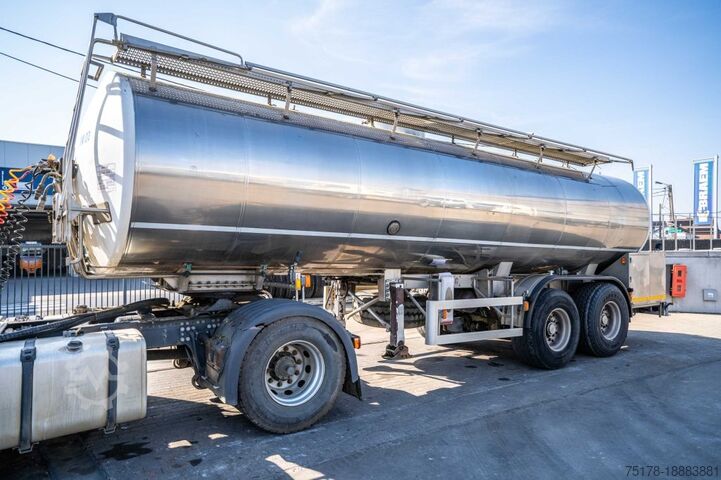 Молочный танкер MAGYAR CITERNE HYDROLIQUE MONO-CUVE + 26.000 L