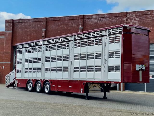 Перевозка крупного рогатого скота Pezzaioli New - 3 deck livestock 100M2 - Water & Ventilat...