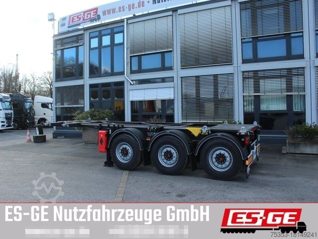 Полуприцеп с сменным кузовом WIELTON Containerchassis 20ft