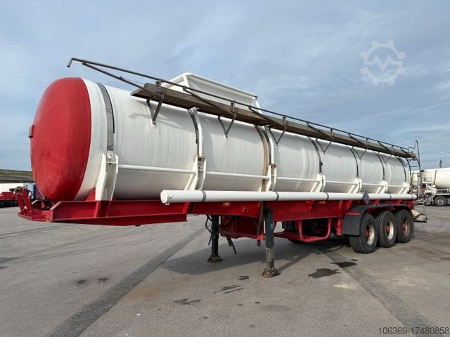 Полуприцеп-цистерна Blumhardt 3 axle 29.000 L ADR Tanktrailer