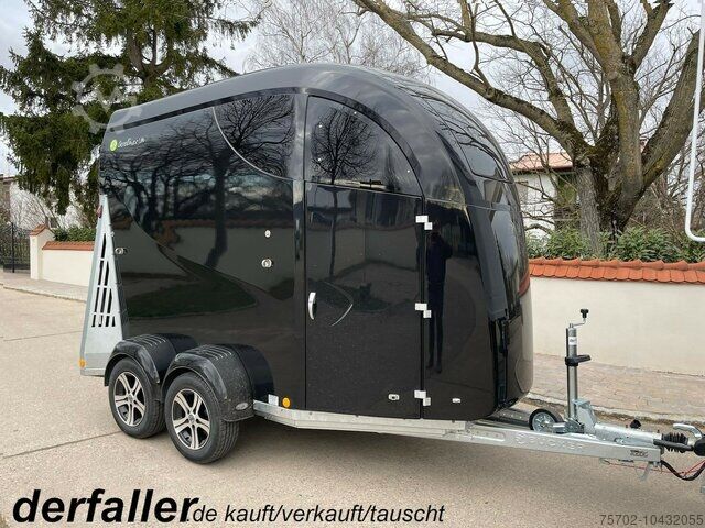 Прицеп для перевозки скота Bücker Trailer Careliner M Vollpolyester 2 Pferdehänger