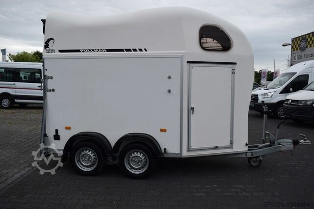 Прицеп для перевозки лошадей Cheval Liberte Nancy Cheval Gold One Pullman