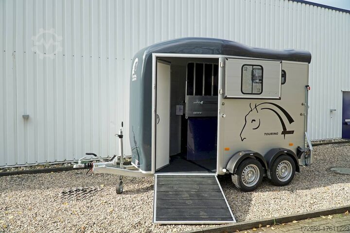 Прицеп для лошадей Cheval Liberte TOURING COUNTRY PREMIUM +SK 320X167X230CM 2600KG