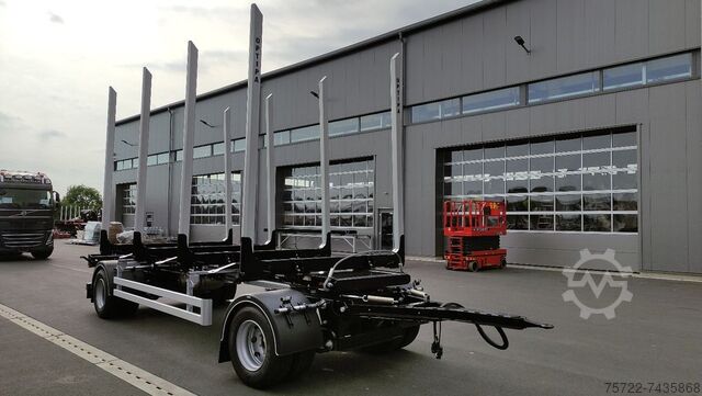 Лесовоз PAVIC HTA 20 66Z 19,5