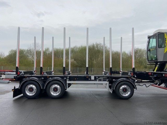 Лесовоз PAVIC HTA27 68E/Luftfederung/Schemel/2.Achse Liftbar