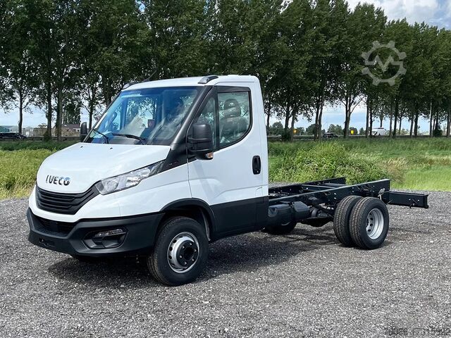 Шасси с кабиной Iveco Daily 70 Chassis Cabin (3 units)