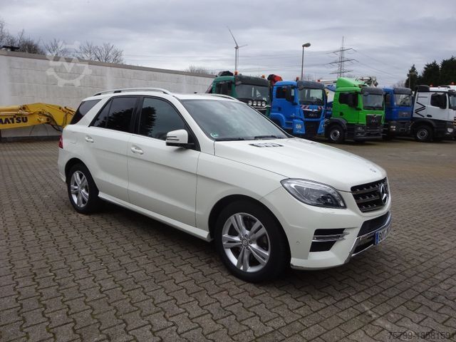 Пикап MERCEDES-BENZ ML 350 CDI BlueTec.  AMG Paket