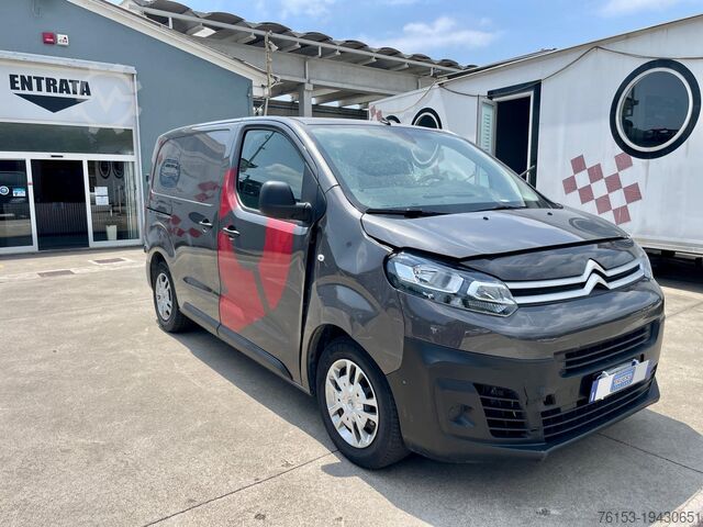 компактный фургон Citroen Jumpy