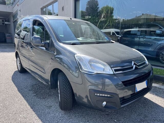 Компактный фургон Citroen Berlingo Multispace 5 posti - Autocarro N1