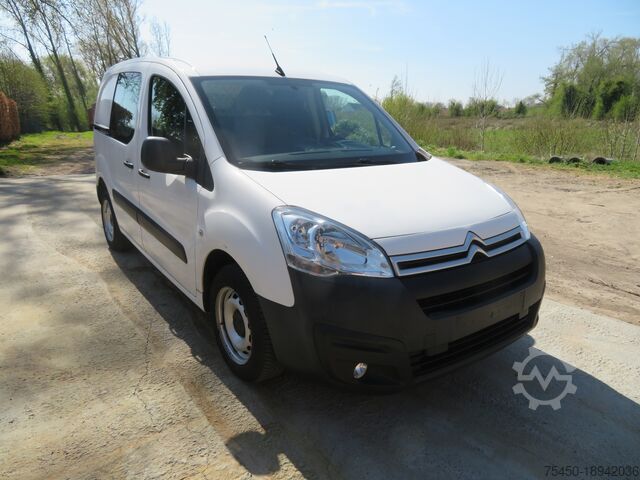 компактный фургон Citroen Berlingo