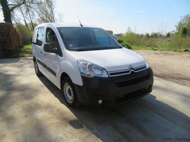 компактный фургон Citroen Berlingo