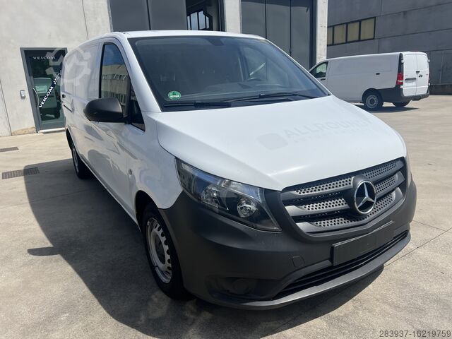 компактный фургон Mercedes-Benz VITO 111