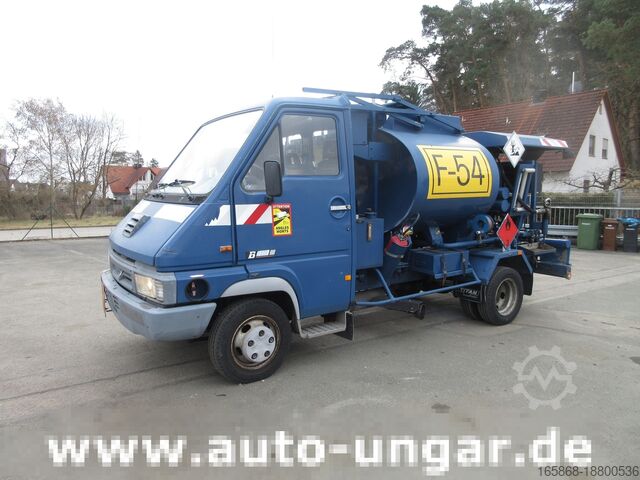 Прицеп с кузовом-цистерной Renault B110 Titan Aviation AVGas Refueller Jet