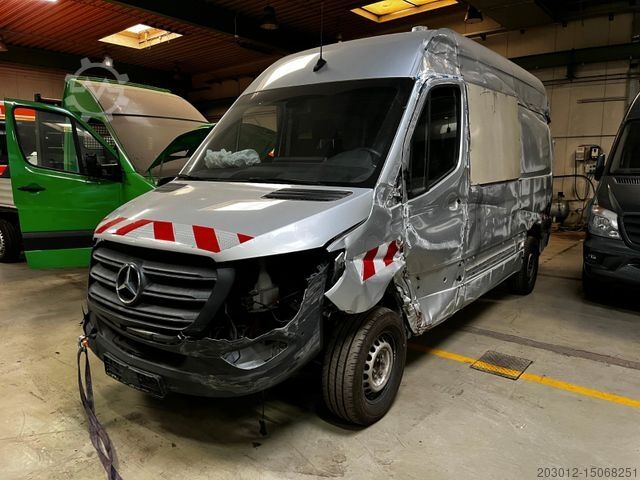 Фургон с высокой крышей MERCEDES-BENZ Sprinter III 316