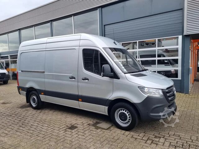 Фургон с ящиками Mercedes-Benz Sprinter 314 CDI L2H2 EURO 6/ Airco/ Navi/ Camera