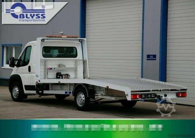 Автомобиль-фургон для перевозки автомобилей PEUGEOT Boxer mit Autotransporter 480x210 Aufbau aus Alu