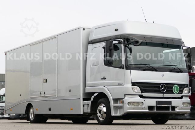Автомобиль-фургон для перевозки автомобилей MERCEDES-BENZ Atego 822 Autotransporter Geschoss. Automatik