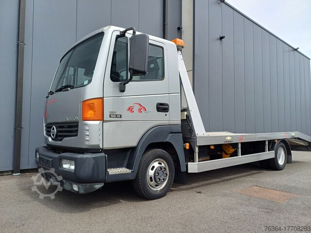 автофургон Nissan Atleon