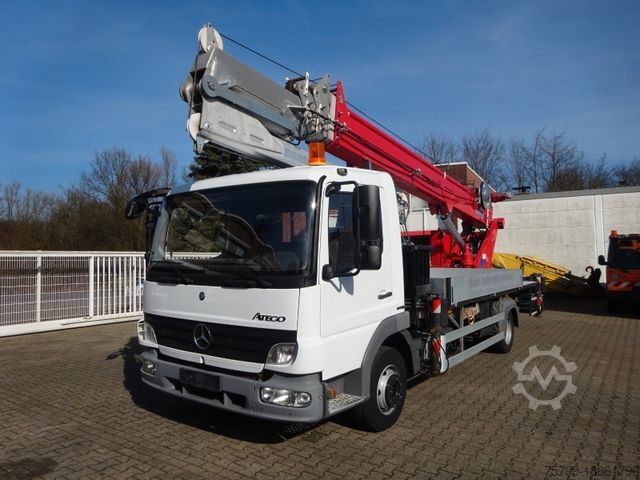 Фургон с краном на шасси грузовика MERCEDES-BENZ 818 Atego + Böcker AK 32 Meter Dachdeckerkran
