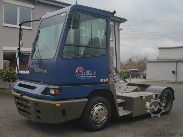 Тракторный агрегат Terberg YT 182