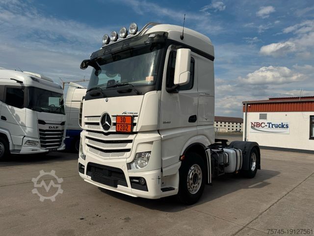 Грузовик для опасных материалов MERCEDES-BENZ ACTROS 1846 * RETARDER + 2X TANK * ALCOA * KIPPH