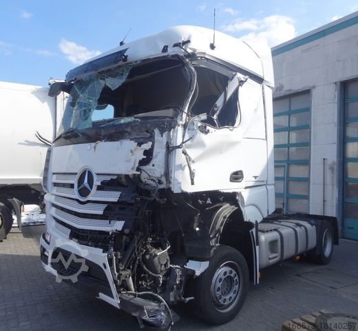 Тягач большого объема MERCEDES-BENZ Actros 1842 MP4 Intarder in Teilen