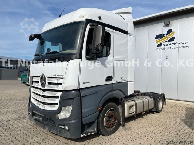 Тягач большого объема MERCEDES-BENZ ACTROS 1845 MEGA