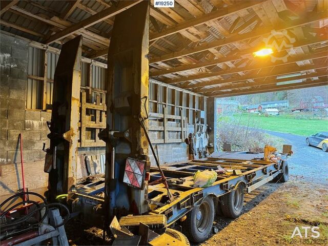 Прицеп Mueller Machine с гидравлическими мостами  Mueller Machine trailer w/ hydraulic bridges