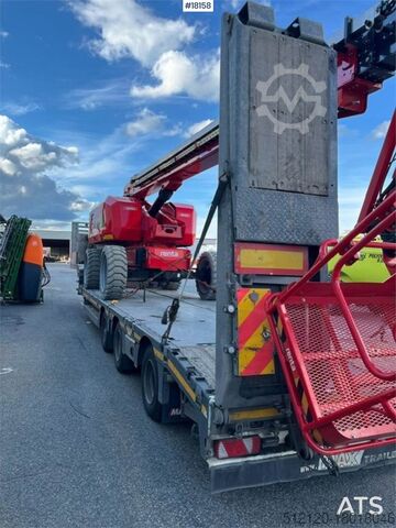 Полуприцеп Max Trailer Machine с уширителями и гидравлическими мостами. MAX Trailer Machine semi w/ widening and hydraulic bridges.