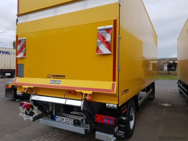 Тентованный прицеп Junge Junghanns Kofferanhänger