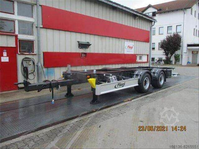 Сменное шасси Fliegl TWP 180 Mega E