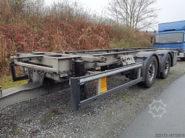 Прицеп с обменяемым шасси  Mildner  Zentralachs-Wechselverkehrsanhänger PREM