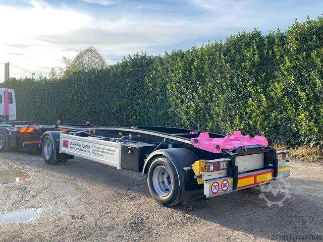 Самосвальный прицеп  RIMORCHIO SCARRABILE IT RUNNER 20HN