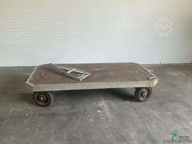 Грузовик повышенной грузоподъемности Robur, 10 000 кг Robur Heavy-Duty 10.000kg Heavy-Duty