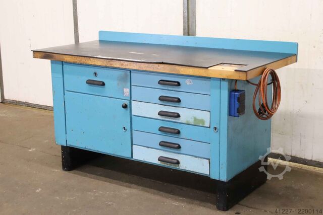 Верстак unbekannt 1600/710/H925 mm