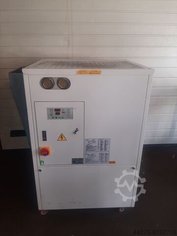 Масляный радиатор Deryun DJ 3