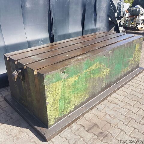 Т - пазовый стол unbekannt 2500X1000MM