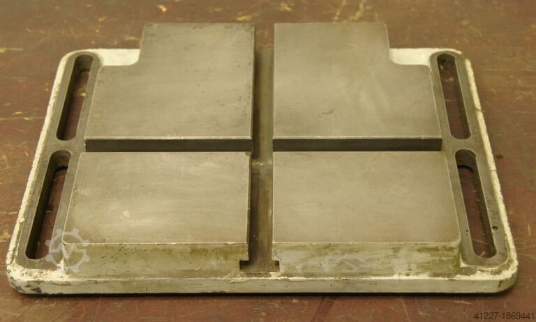 зажимная пластина с Т-образным пазом Guss 330/260/H40 mm