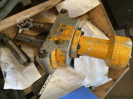 Многошпиндельная головка, регулируемая GROTZ EVB 322