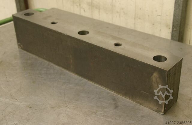 Опора для фрезерования зажимных плит unbekannt 700/90/H150 mm