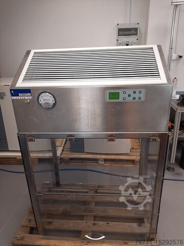 с новым фильтром Bassaire Laminar Flow Cabinet