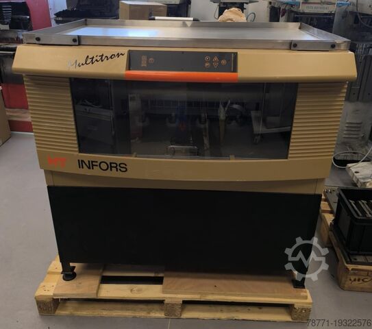 Охлаждаемый инкубатор-шейкер Infors HT Multitron