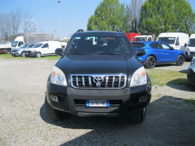 ВНЕДОРОЖНЫЙ ГРУЗОВИК Toyota LAND CRUISER