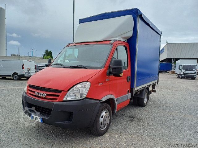 Кастомизированный фургон IVECO DAILY 35C10
