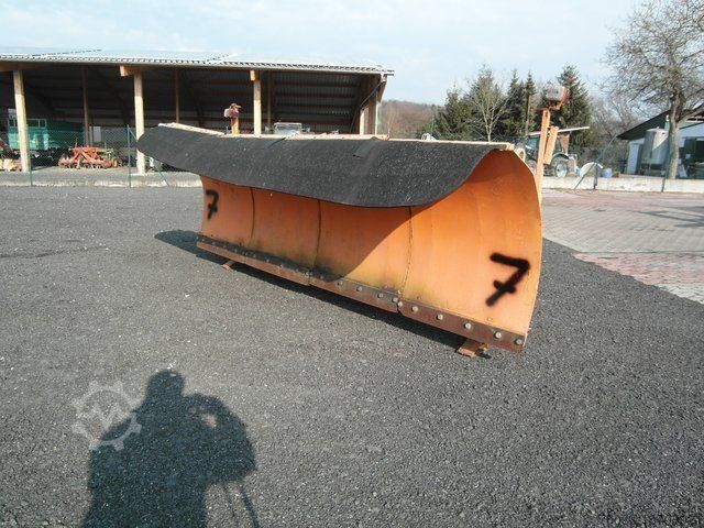 Кастомизированный фургон  Schneeschild Beilhack PV29-4 LKW Winterdienst