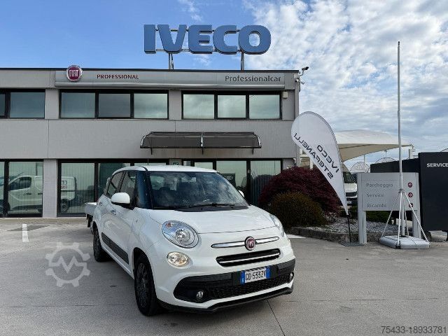 Кастомизированный фургон Fiat 500L 1.3 95CV