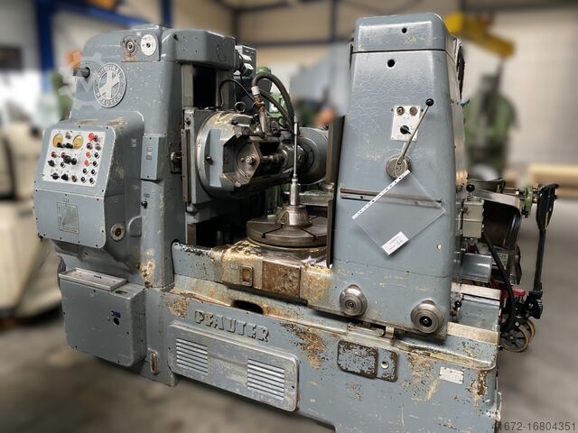 Зубофрезерный станок - вертикальный PFAUTER P 630