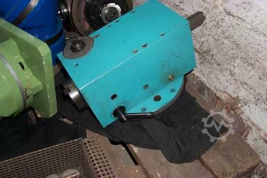 Универсальная вертикальная фрезерная головка + специальная насадка ORADEA / EURO-MILL FUS 32