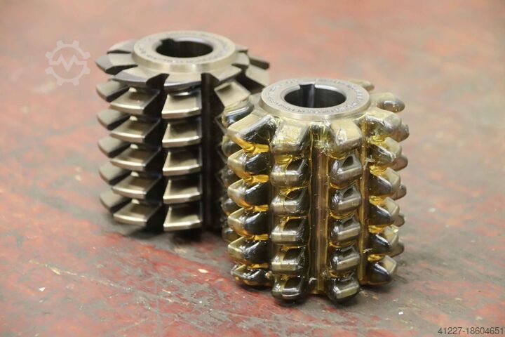 модульная фрезерная фреза 2 шт. Fette Mod.4,5 R1 EW 20° Aufnahme 27 mm